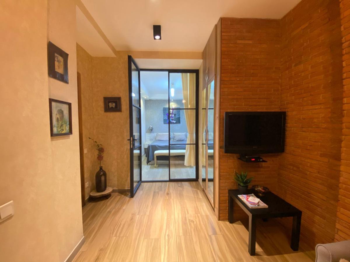 Very Center Of The Old City-Stylish Apartment Tiflis Dış mekan fotoğraf