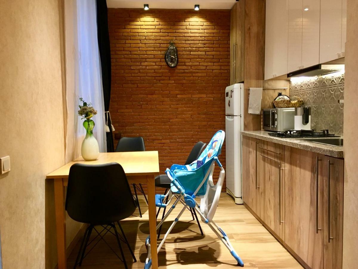 Very Center Of The Old City-Stylish Apartment Tiflis Dış mekan fotoğraf